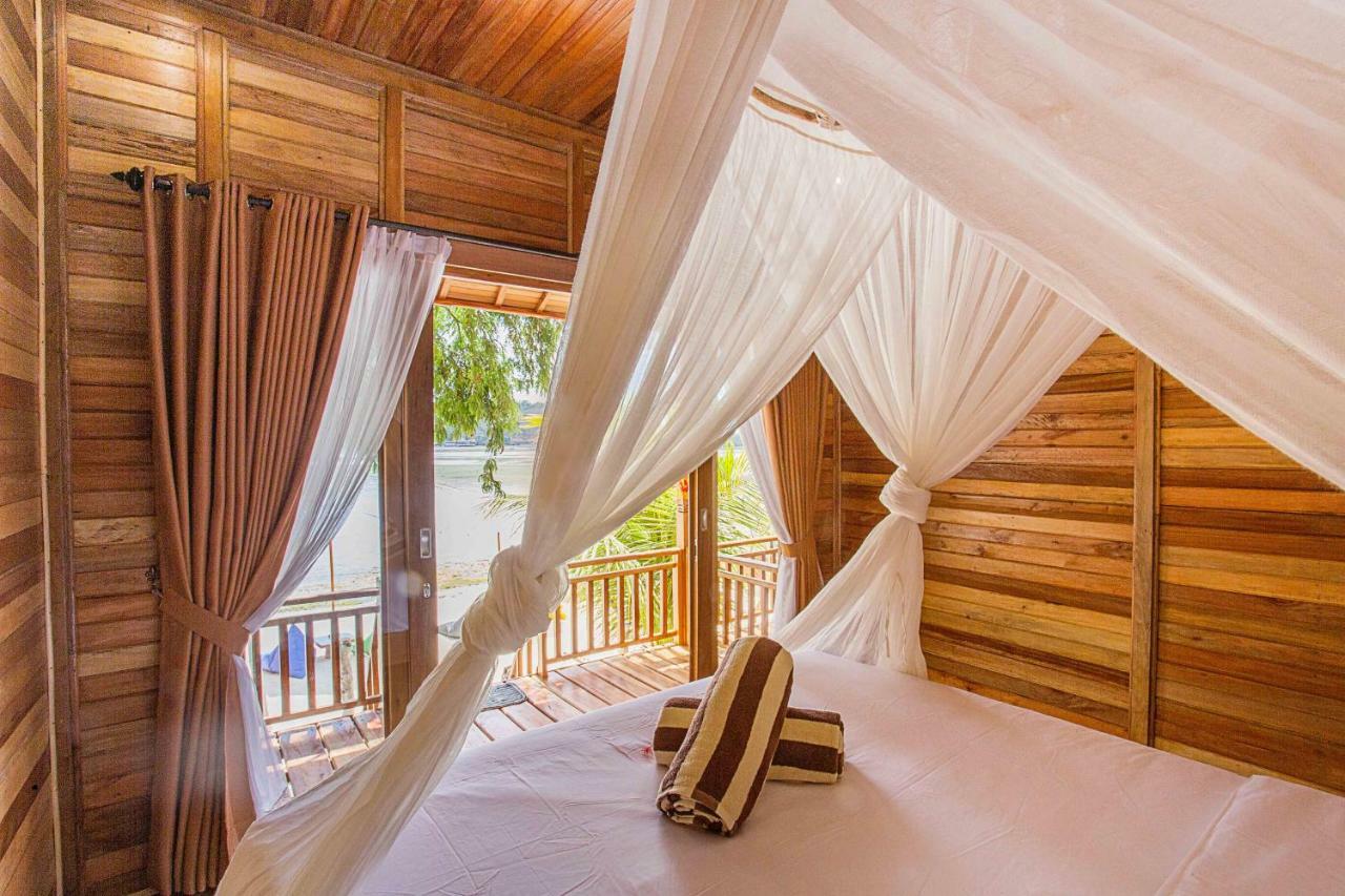 Wooden Beach Sunset Cottages Lembongan Dış mekan fotoğraf