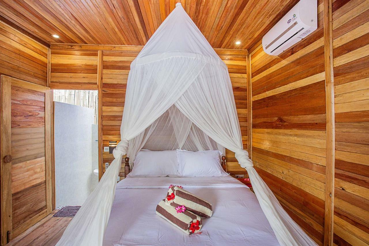 Wooden Beach Sunset Cottages Lembongan Dış mekan fotoğraf