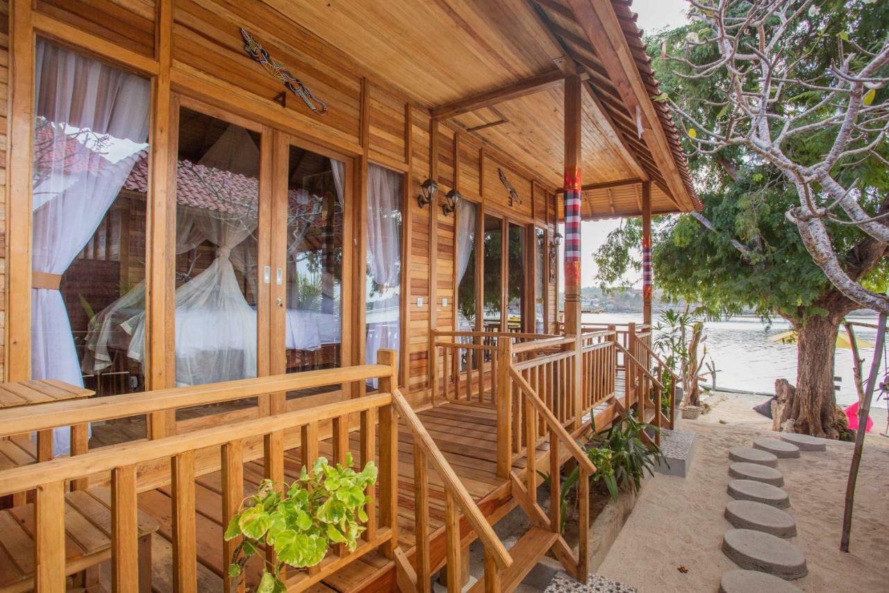 Wooden Beach Sunset Cottages Lembongan Dış mekan fotoğraf